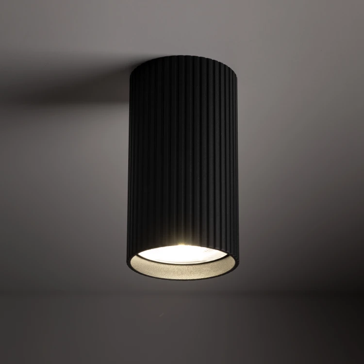 10022_TUNE_BLACK_B1.jpg