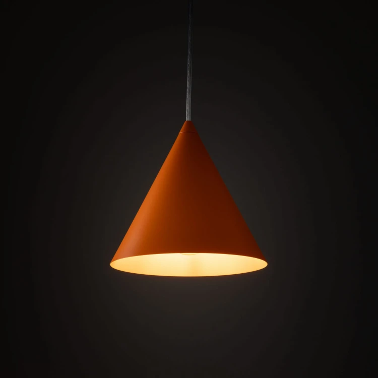 10075_CONO_ORANGE_B.jpg